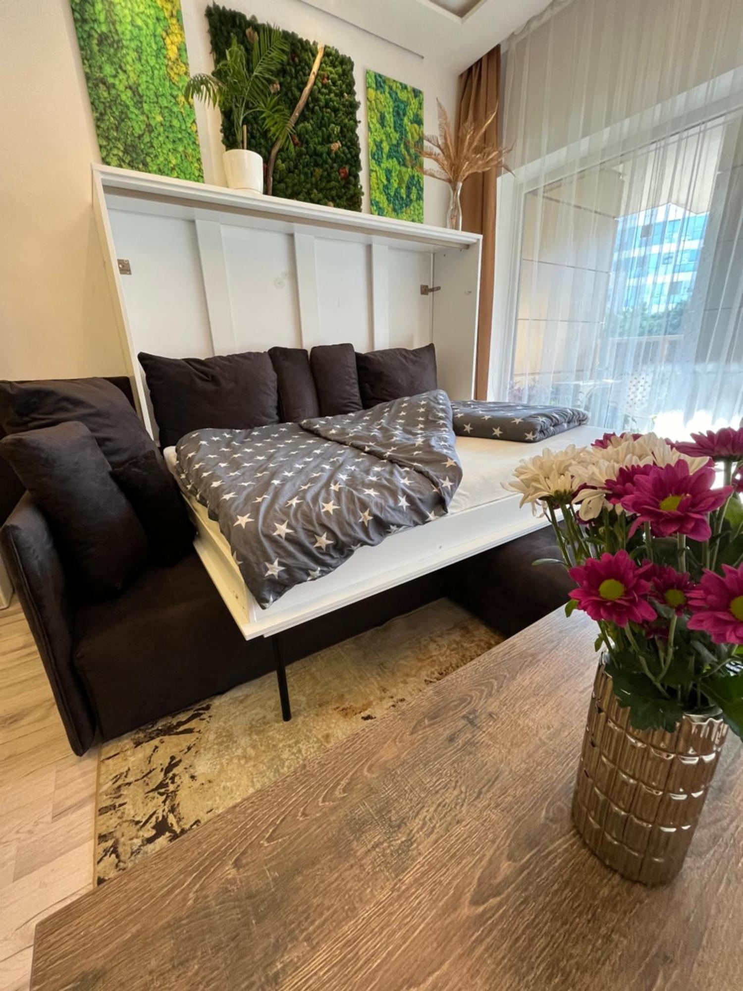 Cozy Apartment Братислава Экстерьер фото