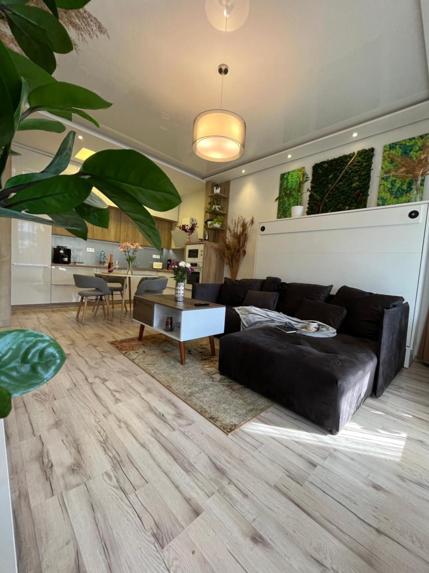 Cozy Apartment Братислава Экстерьер фото